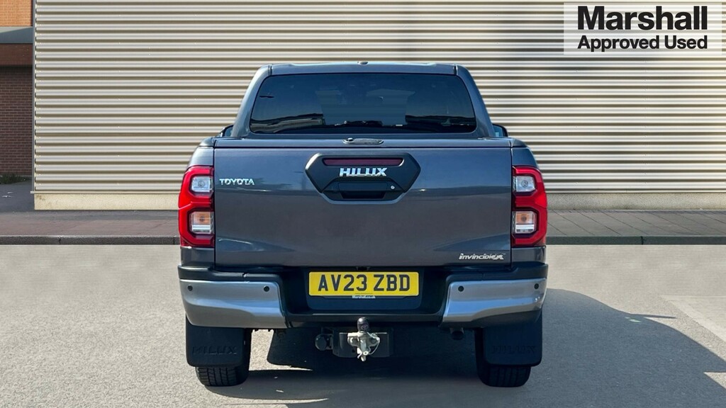 Toyota HILUX Hilux Invincible X Dcab Pick Up 2.8 D-4d Grey #4