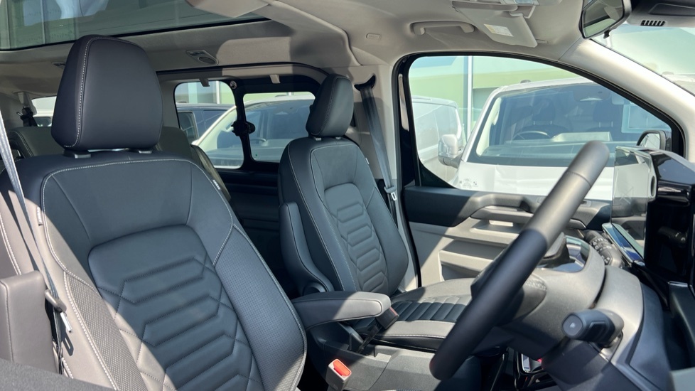 Ford Tourneo Custom Titanium White #12