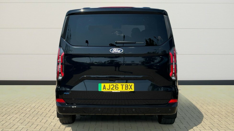 Ford Tourneo Custom Tourneo Custom V710 Titanium X Bus M1 340 L1 65Kwh Black #4