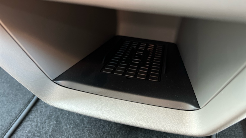 Ford Tourneo Custom Titanium White #50