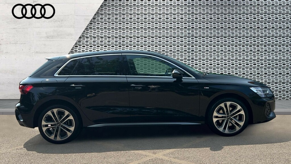Audi A3 Audi A3 Sportback 1.5 Tfsi E 204 S Line S Tron LY75KHD Black #4