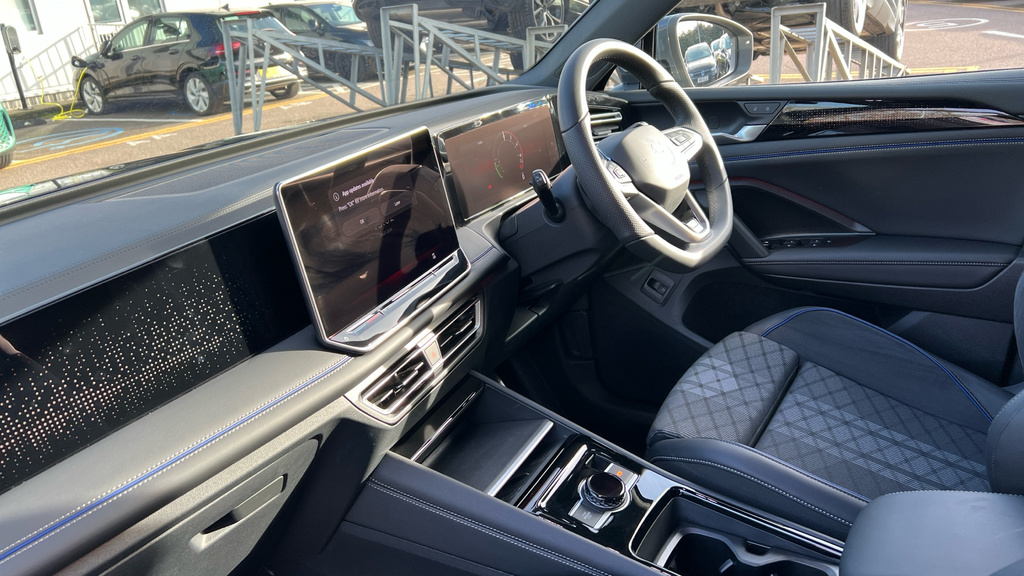 Volkswagen Tiguan Tiguan 1.5 Tsi 272 Ehybrid R-line Dsg EN75OAV Grey #2