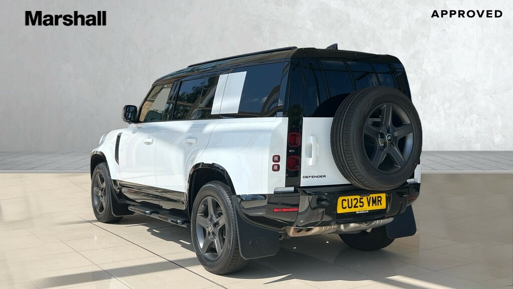 Land Rover Defender 110 Defender 3.0 D350 X-dynamic Se 110 CU25VMR White #2