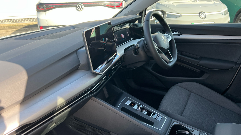 Volkswagen Golf Golf 1.5 Tsi 204 Match Ehybrid Dsg EY26VBE White #2