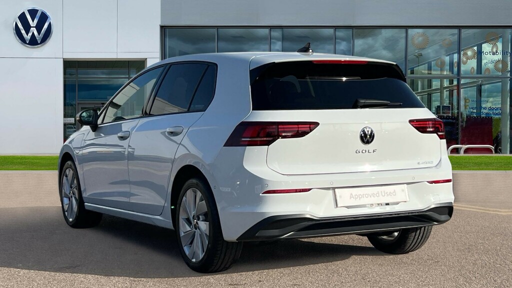 Volkswagen Golf Golf 1.5 Tsi 204 Match Ehybrid Dsg EY26VBE White #3