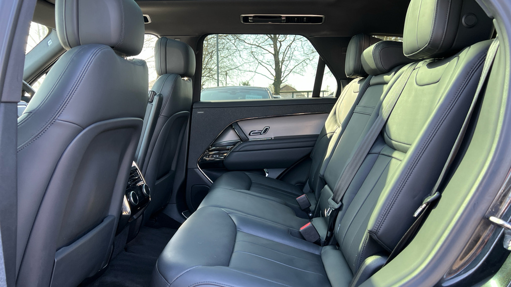 Land Rover Range Rover Sport Range Rover Sport 3.0 D300 Dynamic Se KT73FRR Black #4