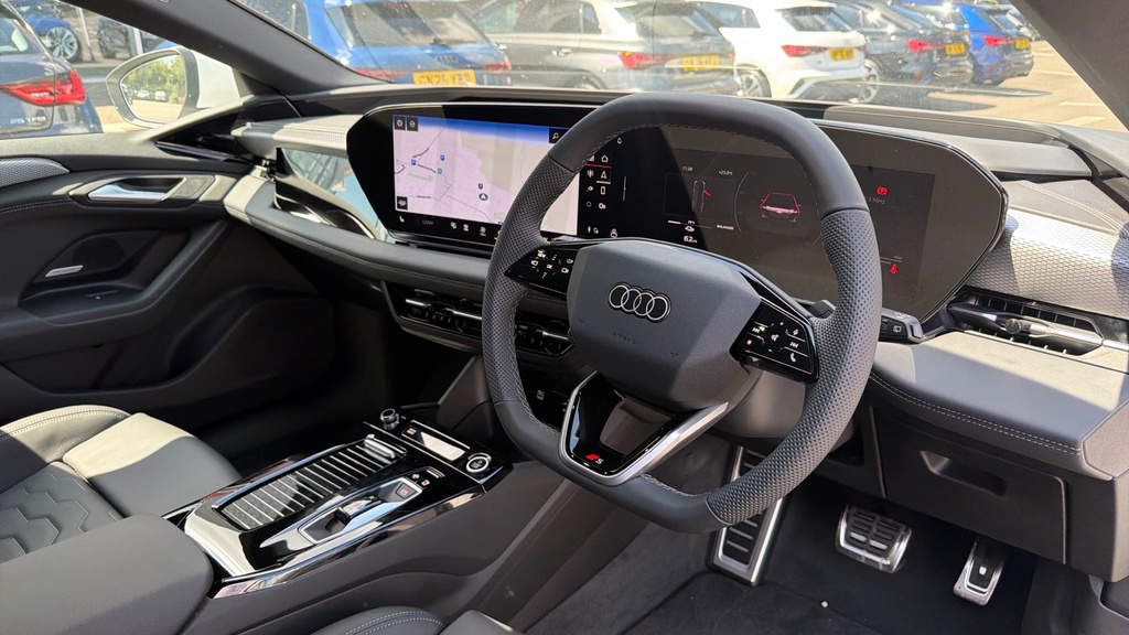 Audi A6 Avant Audi A6 Avant S Line E-tron 210,00 Kw White #6