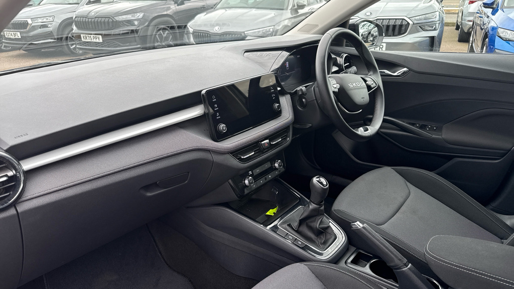 Skoda Fabia Fabia 1.0 Tsi Se Edition GL25PGX Black #2