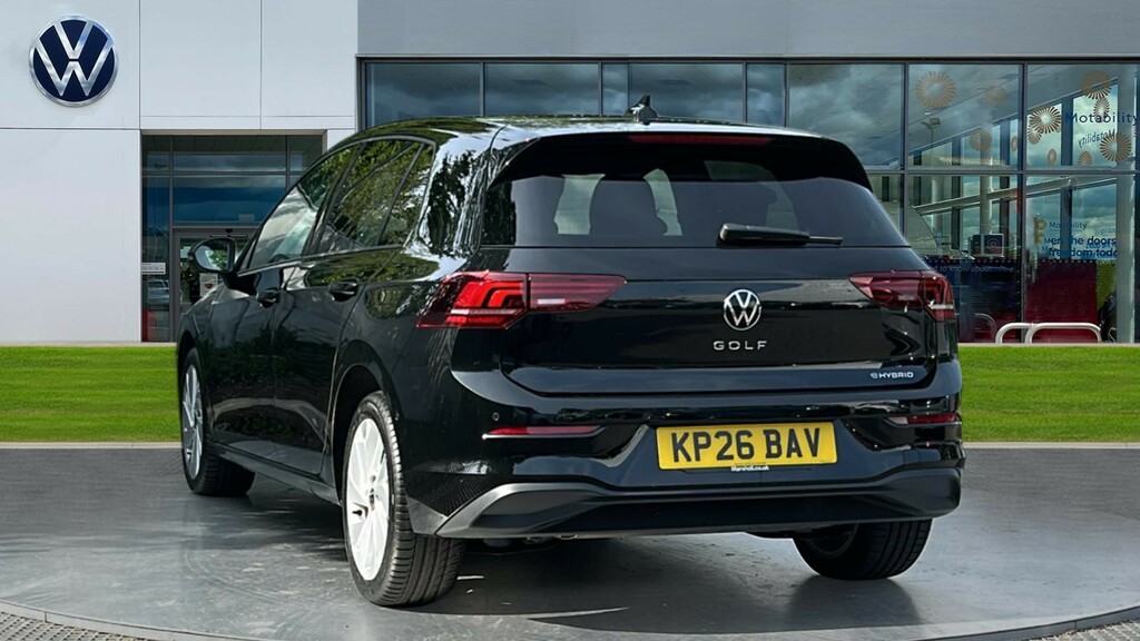 Volkswagen Golf Volkswagen Golf Hatchback 1.5 Tsi 204 Match Ehybri KP26BAV Black #3