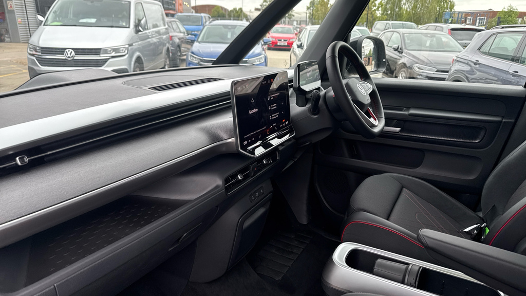 Volkswagen ID.Buzz Id. Buzz 250Kw Gtx Pro 86Kwh 4Motion Lwb EY26XMF Black #2