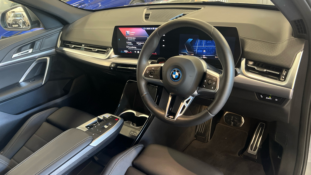 BMW iX2 Ix2 150Kw Edrive20 M Sport 65Kwh HD75AYY Grey #4