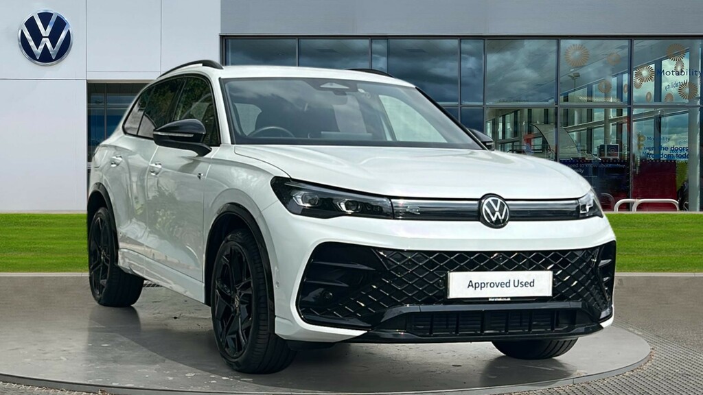 Volkswagen Tiguan Volkswagen Tiguan Estate 1.5 Etsi 150 R-line D White