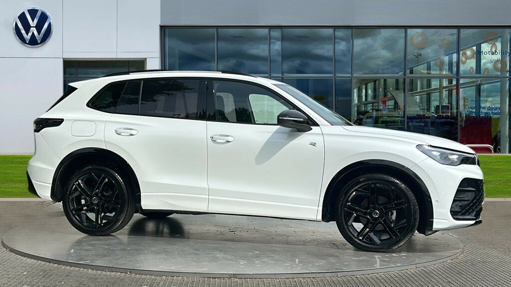 Volkswagen Tiguan Volkswagen Tiguan Estate 1.5 Etsi 150 R-line D KR26YWA White #4