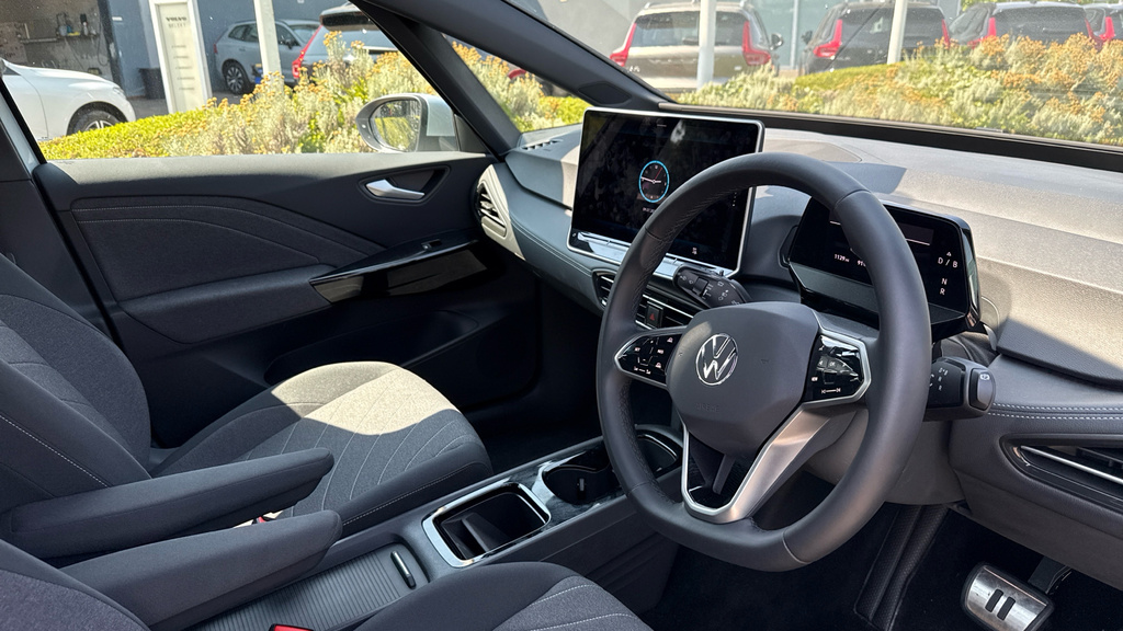 Volkswagen ID.3 Volkswagen Id.3 Hatchback 150Kw Essential Pro 59Kw KR26DTN Black #5