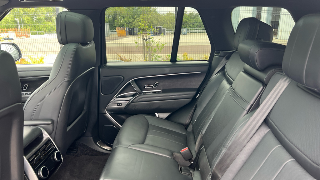 Land Rover Range Rover Range Rover 3.0 P440e Hse AU72OLA Grey #4