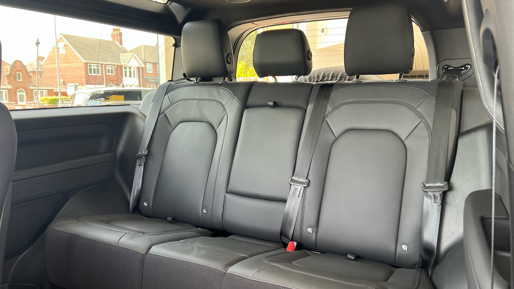 Land Rover Defender 90 Defender 3.0 D350 X 90 KU26UZD Green #4