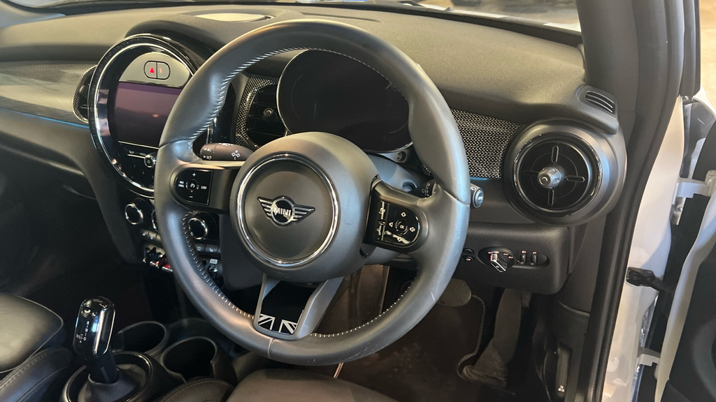 Mini Hatch Cooper 1.5 C Exclusive Level 2 FV24CGG White #5