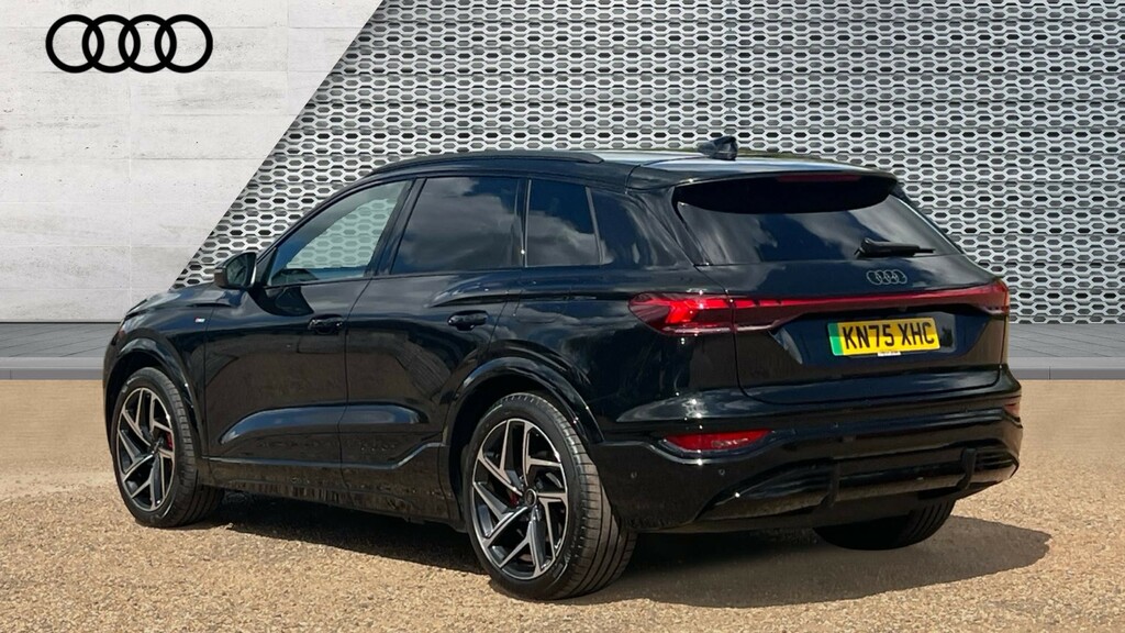 Audi Q6 E-Tron Q6 185Kw 83Kwh Edition 1 KN75XHC Black #3