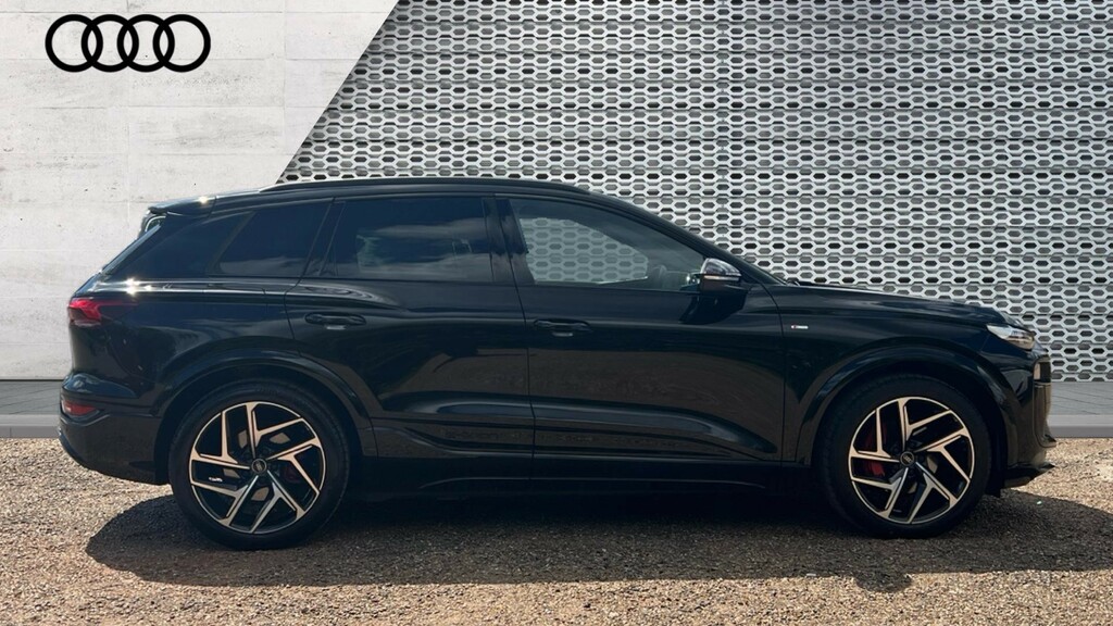 Audi Q6 E-Tron Q6 185Kw 83Kwh Edition 1 KN75XHC Black #4