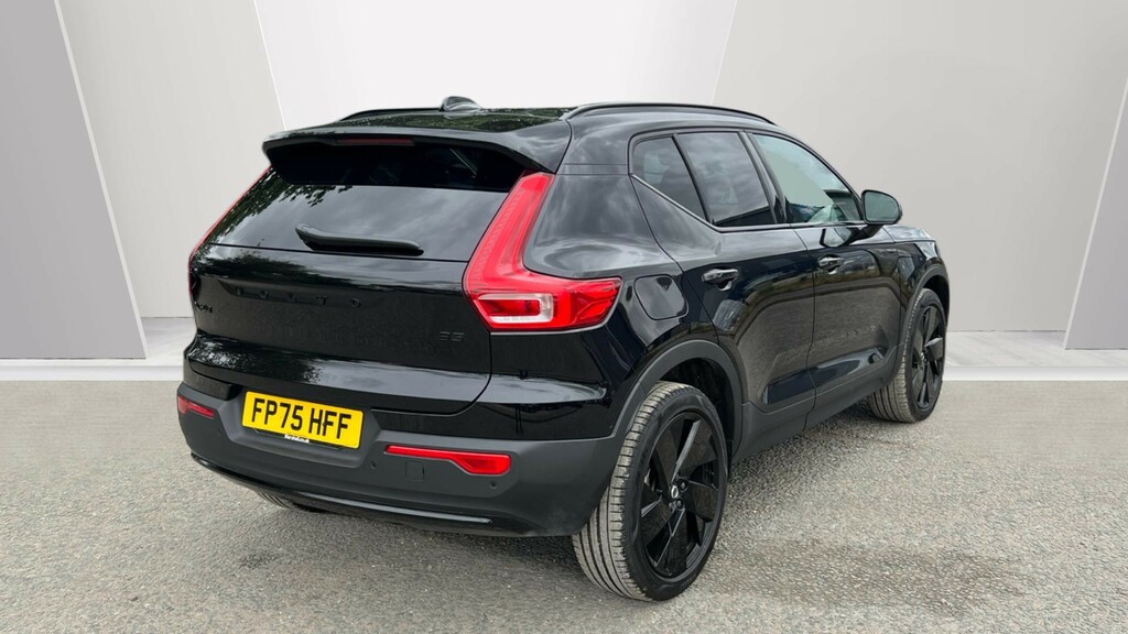 Volvo XC40 Xc40 2.0 B3p Plus Black Edition FP75HFF Black #2