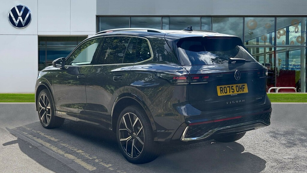 Volkswagen Tiguan Tiguan 1.5 Tsi 272 Ehybrid R-line Dsg Grey #3