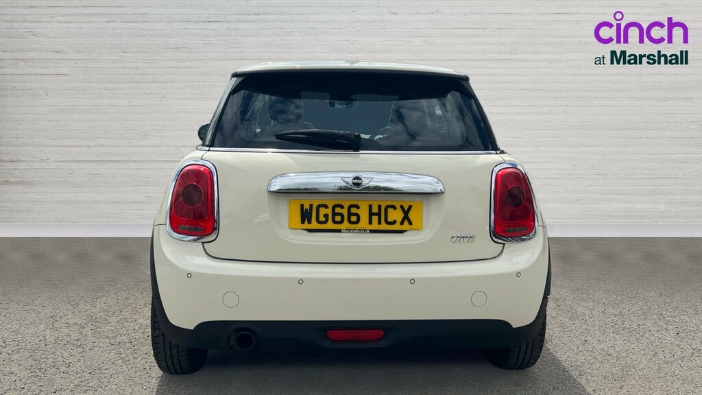 Mini Hatch Hatchback 1.2 One White #4