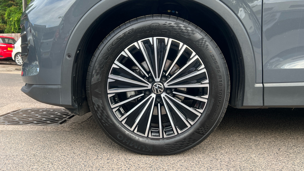 Volkswagen Tiguan Tiguan 1.5 Etsi 150 Match Dsg GJ75OVH Grey #5