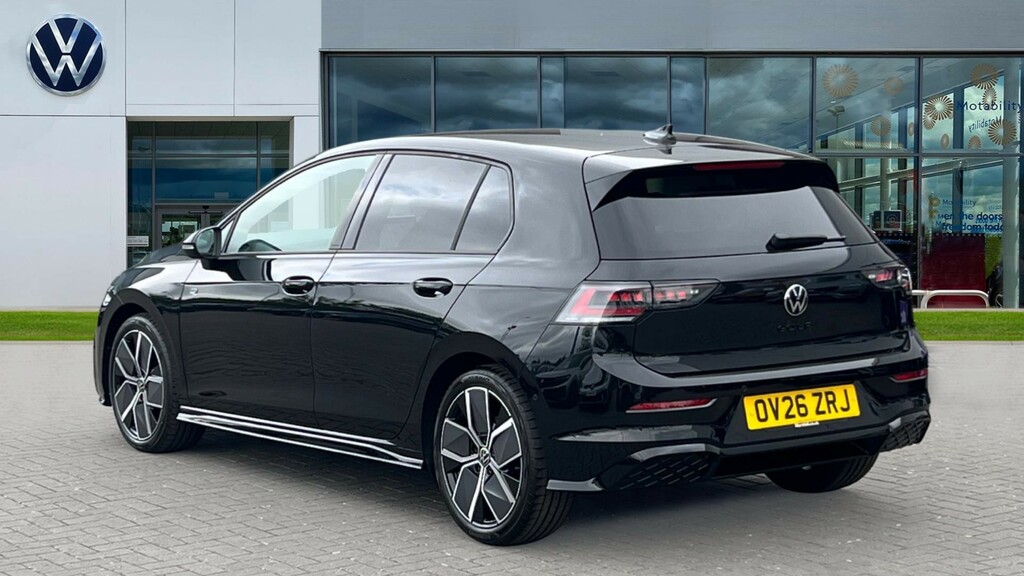 Volkswagen Golf Golf Hatch Black Edition 1.5 Etsi 150 Ps 7-Speed D Black #3