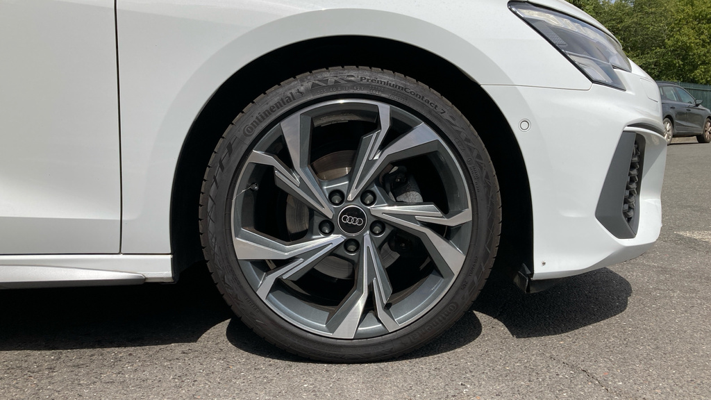 Audi A3 A3 30 Tfsi S Line S Tronic Comfortsound EF23MJX White #5