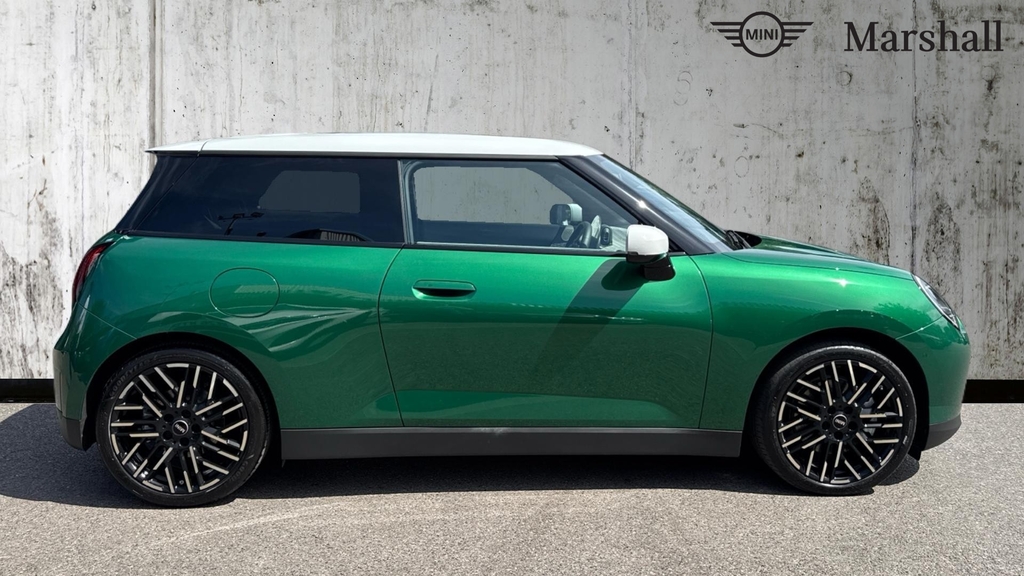 Mini Hatch Mini Cooper Hatchback 160Kw Se Exclusive Green #3
