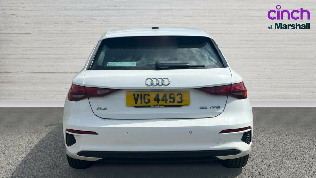 Audi A3 A3 35 Tfsi Technik VIG4453 White #4