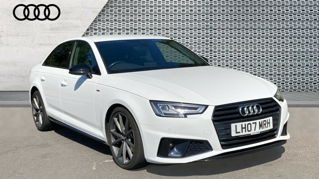 Audi A4 A4 35 Tfsi Black Edition S Tronic White