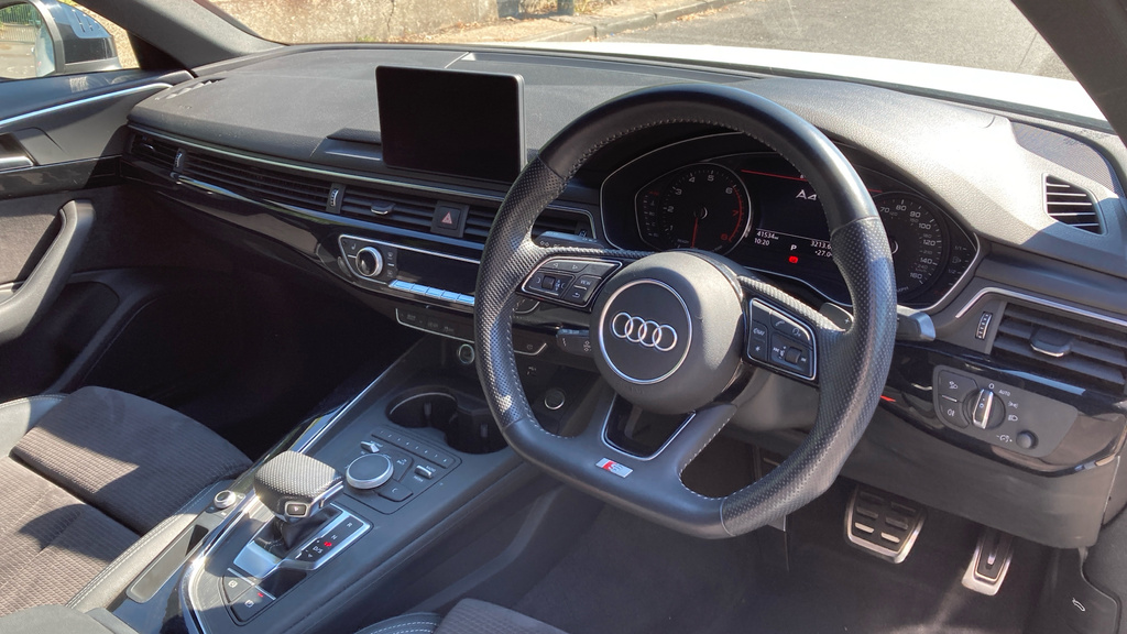Audi A4 A4 35 Tfsi Black Edition S Tronic LH07MRH White #6