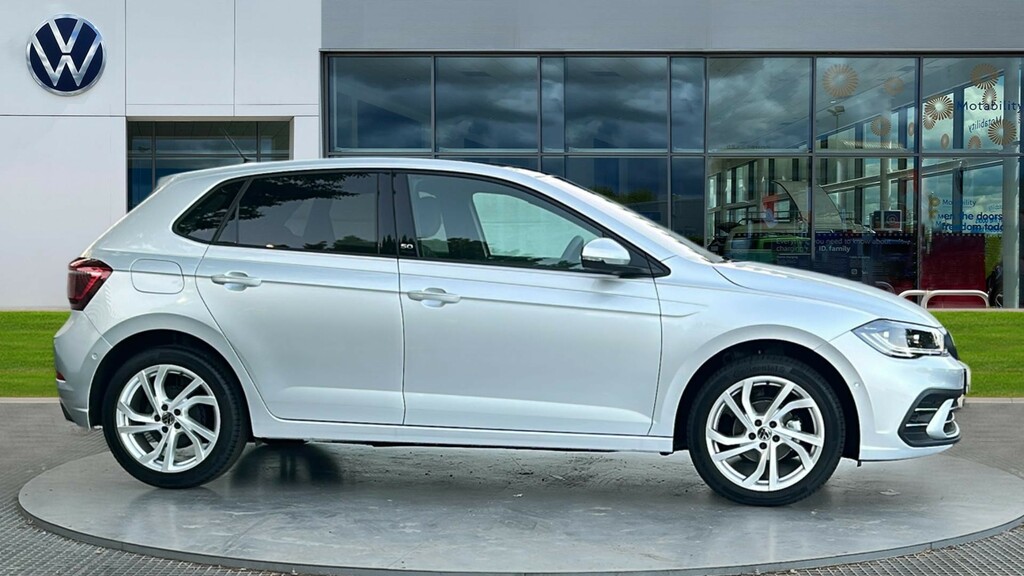 Volkswagen Polo Polo Edition 50 1.0 Tsi 95 Ps 5-Speed KW26XKC Silver #4