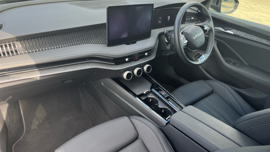 Skoda Superb Superb 1.5 Tsi Iv Se L Dsg EJ25YWH Grey #2