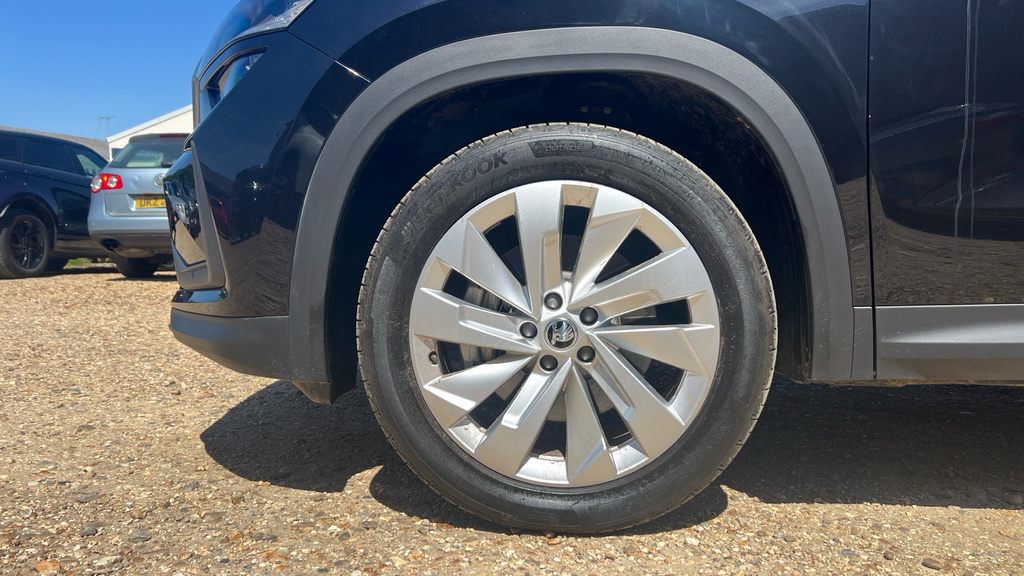 Skoda Kodiaq Kodiaq 1.5 Tsi E-tec Se L Dsg 7 Seat EN74WBT Black #5