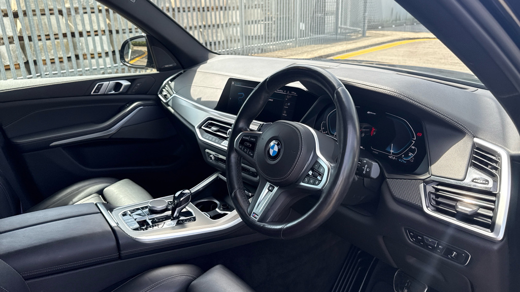 BMW X5 X5 Xdrive45e M Sport SM70BMO Black #6