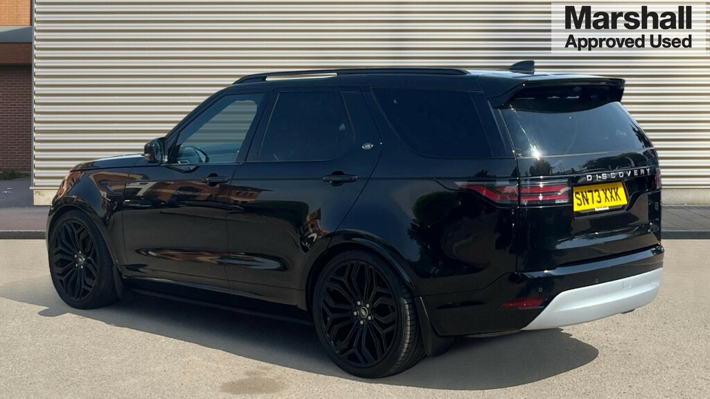 Land Rover Discovery Discovery 3.0 D300 Metropolitan Edition SN73XXK Black #5