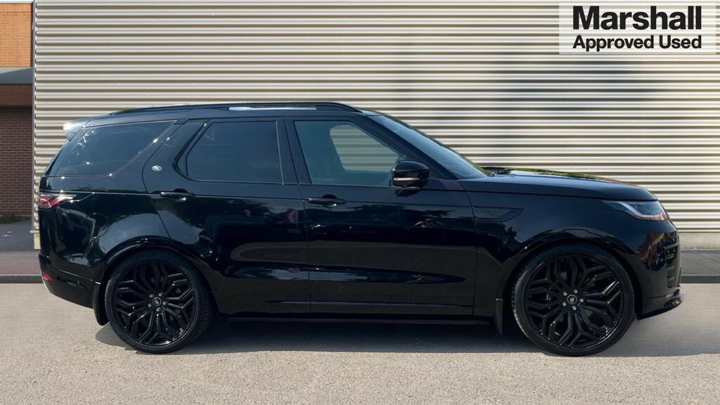 Land Rover Discovery Discovery 3.0 D300 Metropolitan Edition SN73XXK Black #2