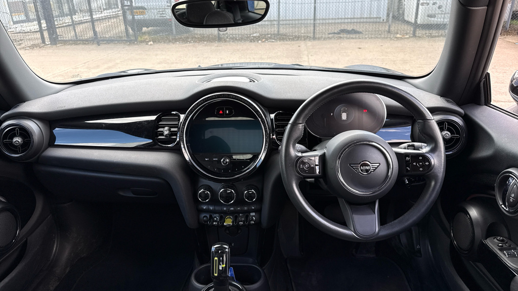Mini Hatch Hatchback 135Kw Cooper S Level 2 33Kwh YC21TLZ Black #4
