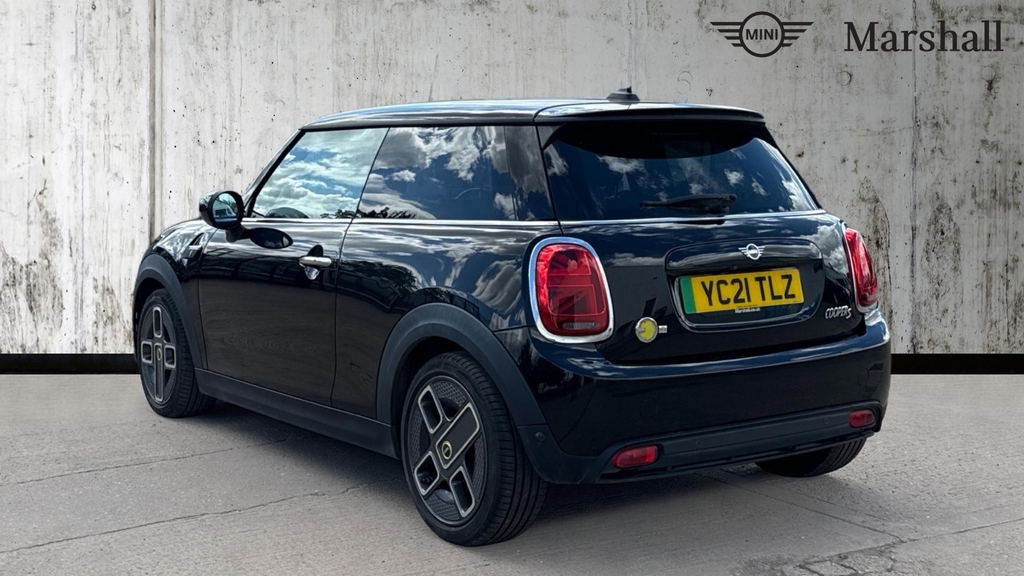 Mini Hatch Hatchback 135Kw Cooper S Level 2 33Kwh YC21TLZ Black #2