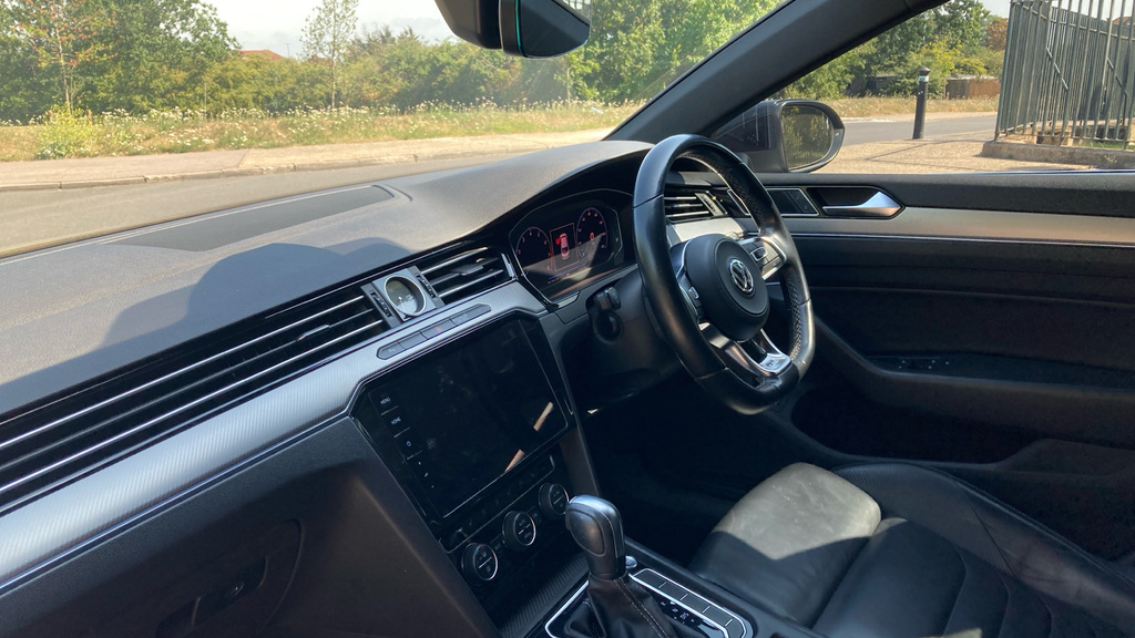 Volkswagen Arteon Arteon 2.0 Tsi R-line Dsg Black #2