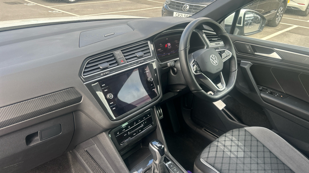 Volkswagen Tiguan Tiguan 1.5 Tsi 150 R-line Dsg MK23UAG White #2