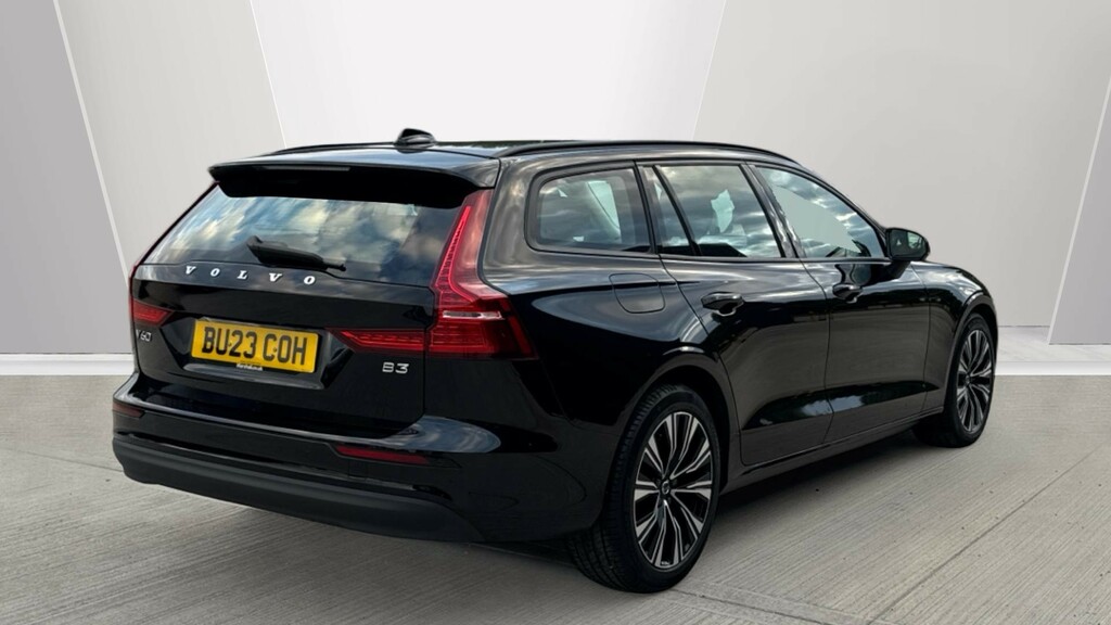 Volvo V60 V60 2.0 B3p Core 7 Speed Black #2