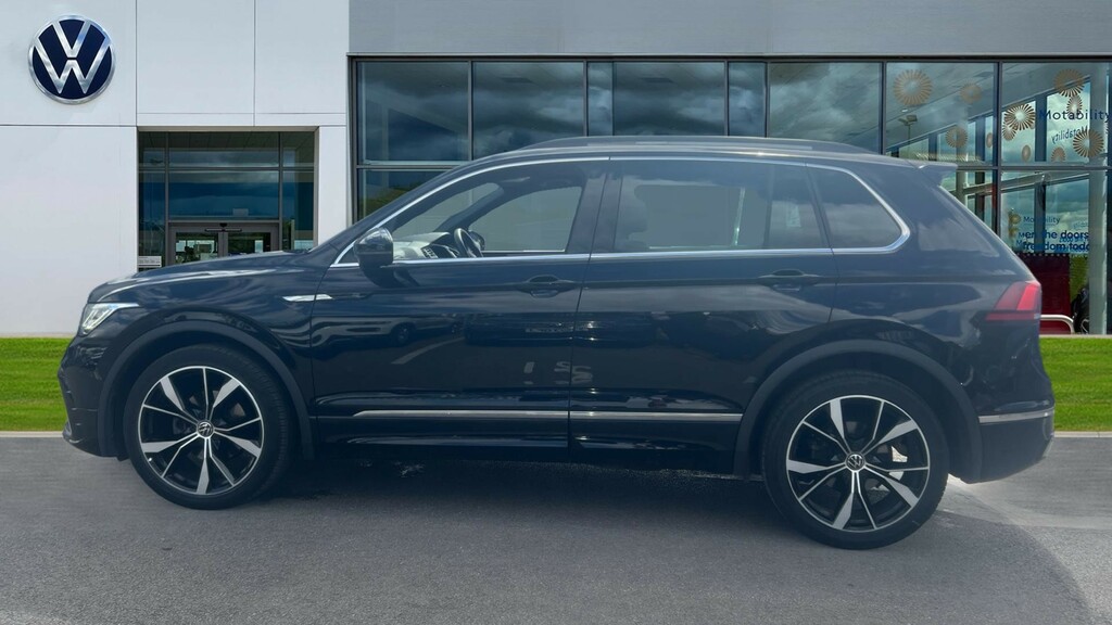 Volkswagen Tiguan Tiguan 1.5 Tsi 150 R-line Dsg MT23AYL Black #4