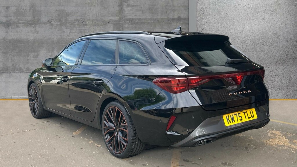 Cupra Leon Leon 1.5 Etsi 150 V3 Dsg KW75TLU Black #3