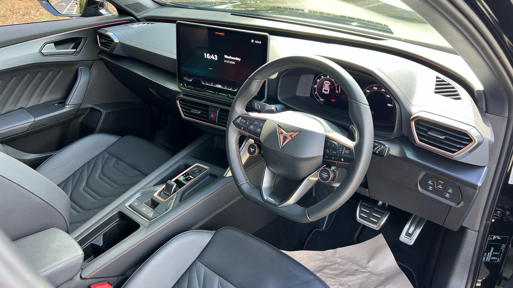 Cupra Formentor Formentor 1.5 Etsi 150 V3 Dsg KP75ABO Black #6