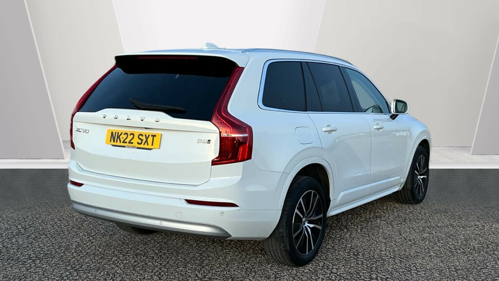 Volvo XC90 Xc90 2.0 B5d 235 Momentum Awd Geartronic NK22SXT White #2