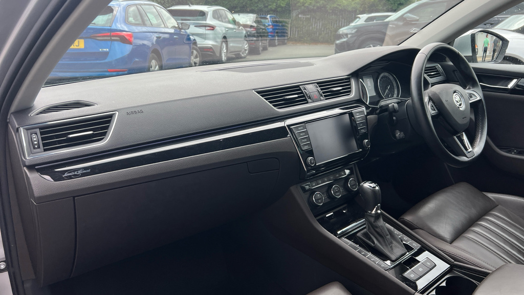 Skoda Superb Superb 2.0 Tsi Laurin Klement Dsg Silver #2
