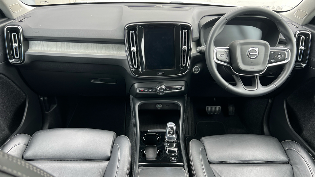 Volvo XC40 Xc40 2.0 B4p Inscription Pro White #5